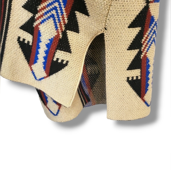 🌿GeeGee Women's Small/Medium Longsleeve Acrylic Aztec Tan Split Hem Cardigan - Picture 7 of 14